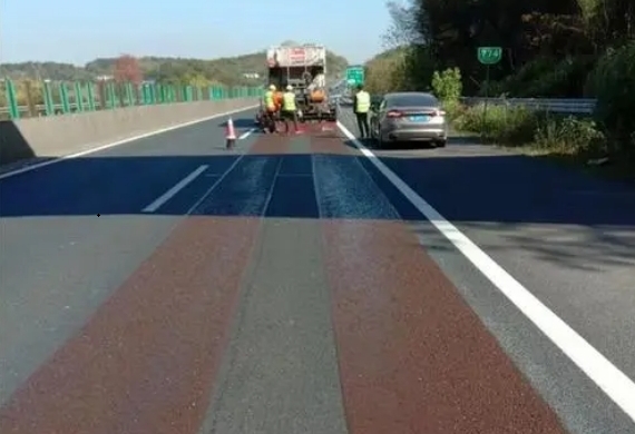 Product advantages of asphalt emulsifier